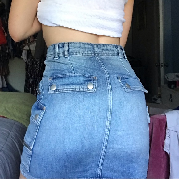 FREE PEOPLE JEAN SKIRT COOL POCKET DETAILING - Picture 3 of 8